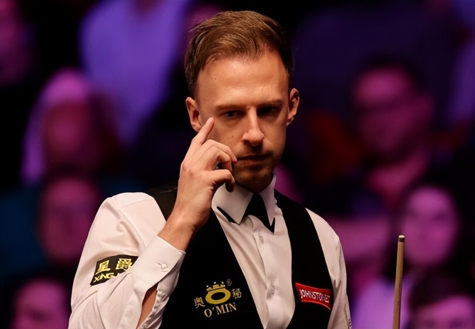 还在绿茵场 还在绿茵场