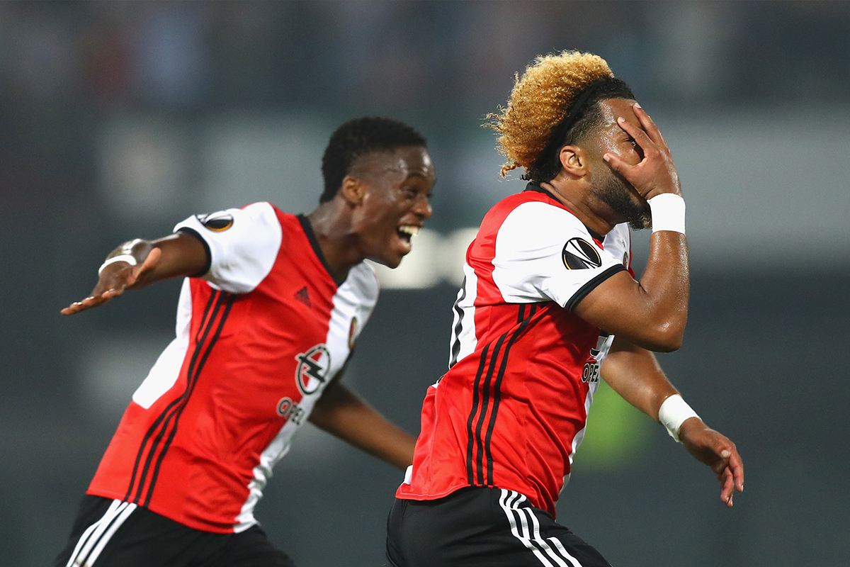 靠少数几人 靠少数几人