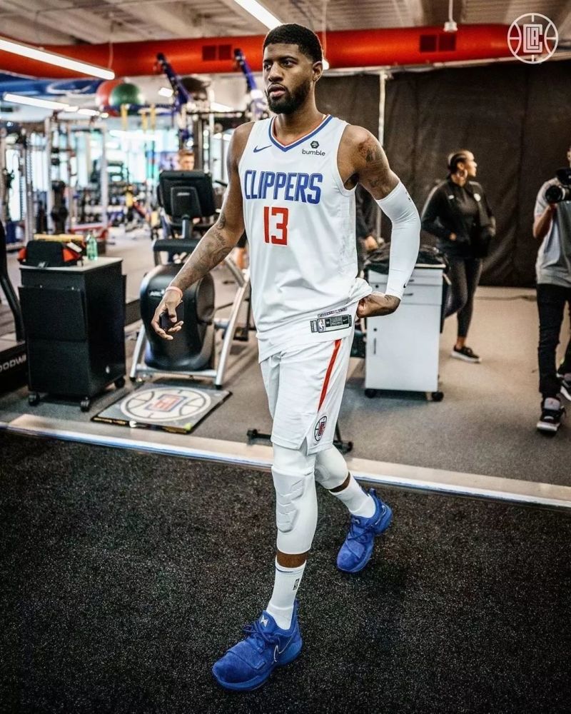 篮网试图通 篮网试图通